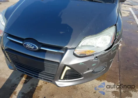 2014 Ford Focus Se from USA, damaged, VIN 1FADP3F2XEL428693